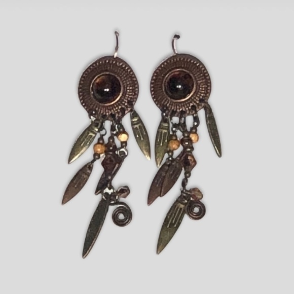 Vintage Autumn Leaf Gold Tone Necklace and Earrings Set - Picture 3 of 3